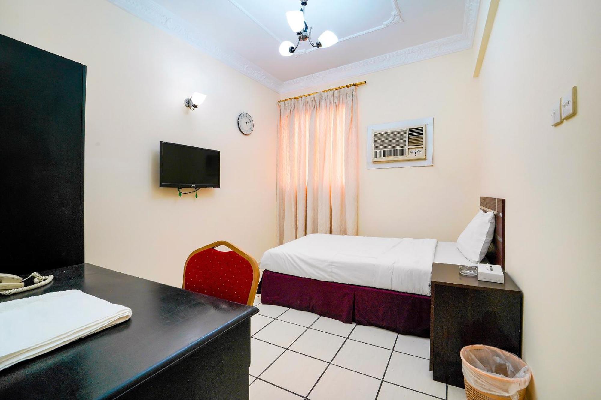 Oyo 124 Al Salam Palace Hotel Manamah Buitenkant foto